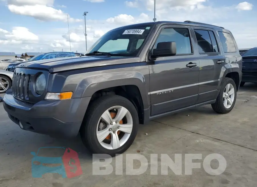 1C4NJPFB6HD183638 Photo# 1