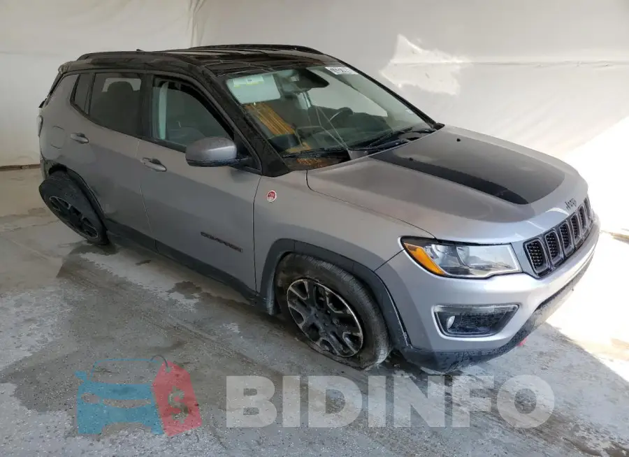 3C4NJDDB3LT208015 Photo# 4
