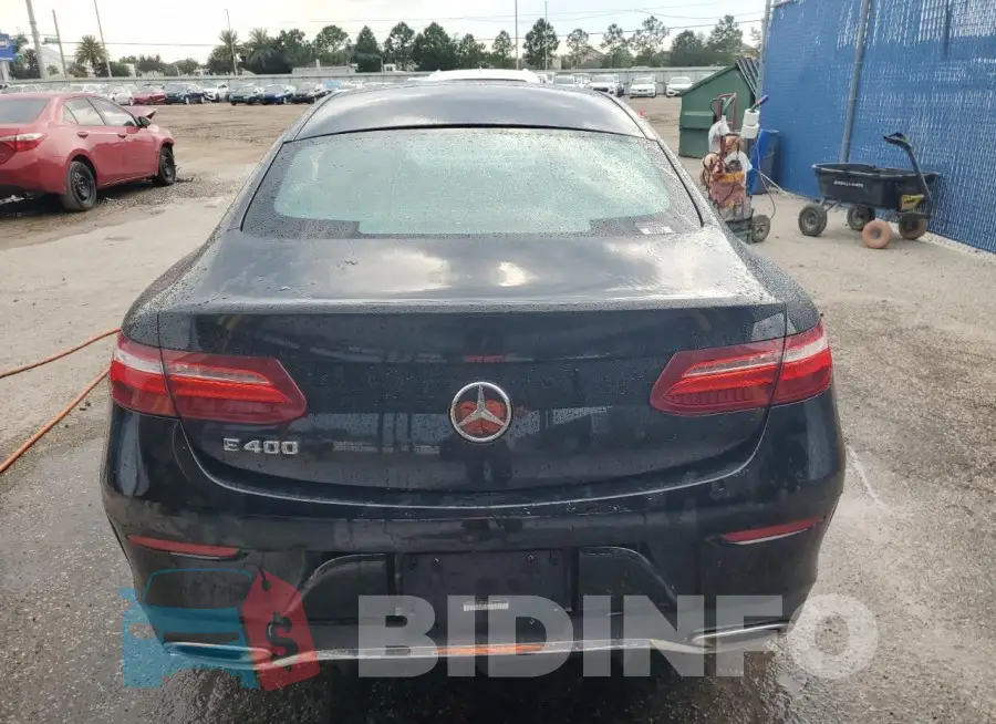 WDD1J6FB2JF018646 Photo# 6