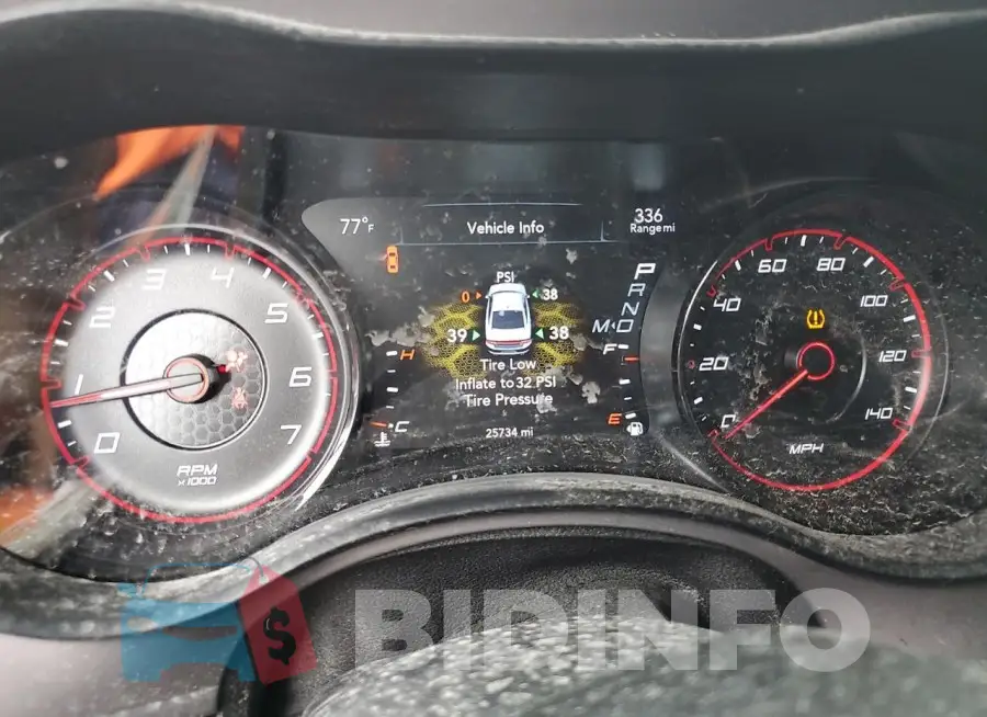 2C3CDXBG1PH547230 Photo# 9