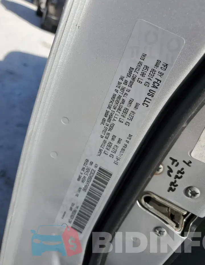 2C3CDXBG5KH748203 Photo# 13