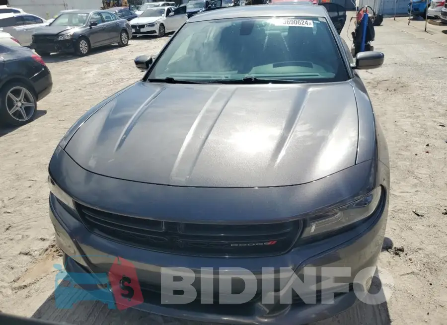 2C3CDXHGXJH124547 Photo# 5