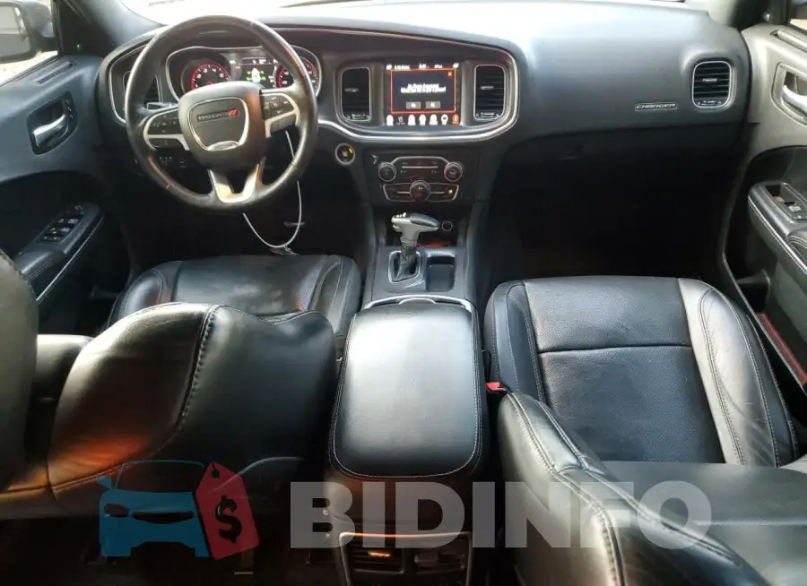 2C3CDXJG2HH538040 Photo# 8