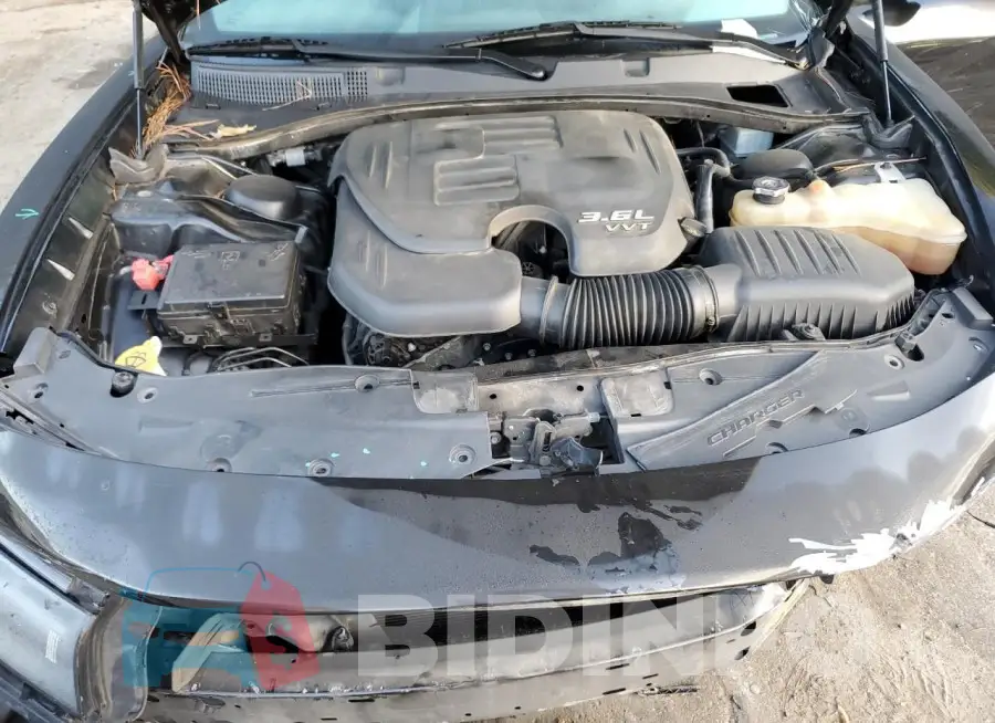 2C3CDXJG2HH538040 Photo# 11