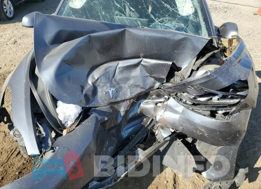 5YJ3E1EAXMF930226 Photo# 11