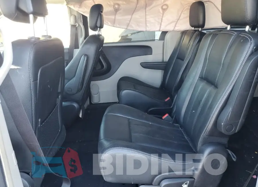 2C4RC1BGXGR207123 Photo# 11