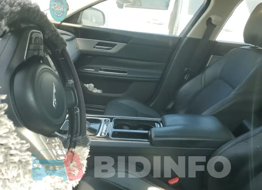 SAJBD4BVXGCY09237 Photo# 8