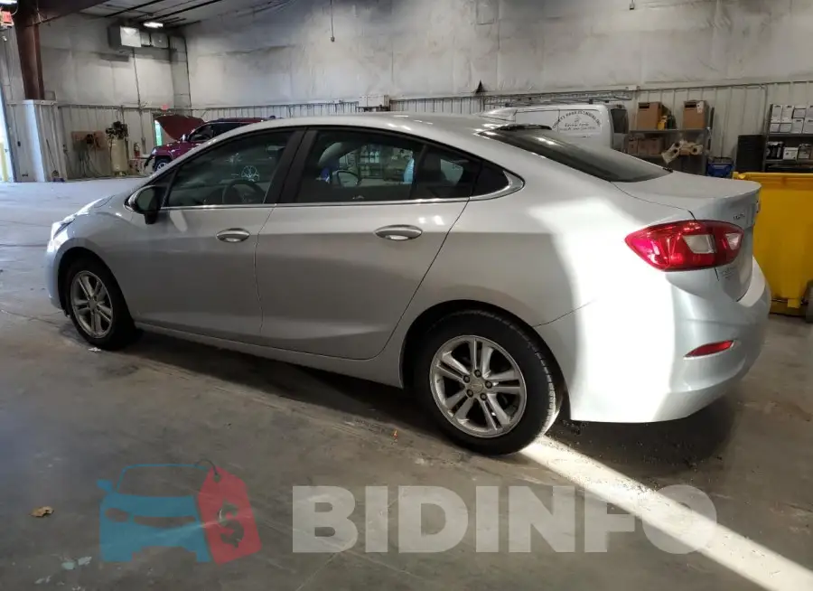 1G1BE5SM2J7244211 Photo# 2
