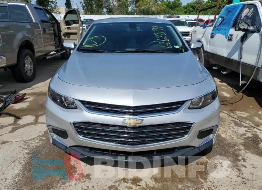 1G1ZD5ST0JF271180 Photo# 5