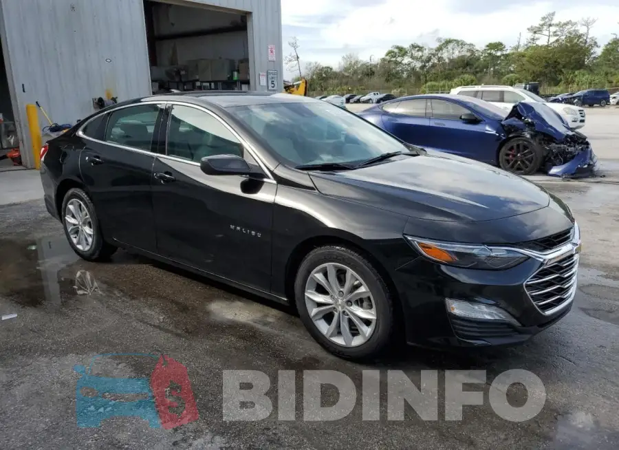 1G1ZD5ST0SF117361 Photo# 4