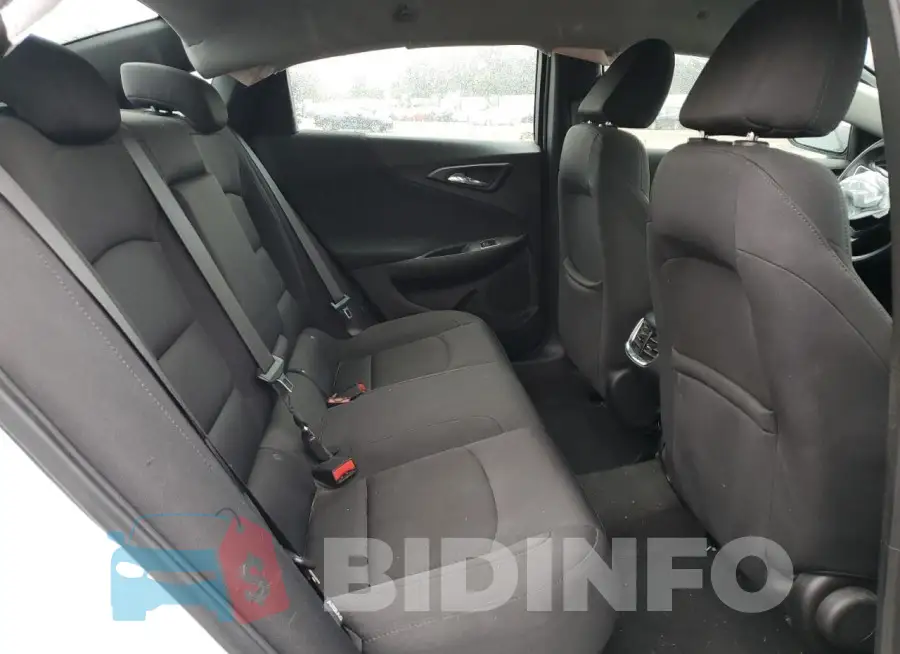 1G1ZD5ST4NF124415 Photo# 10