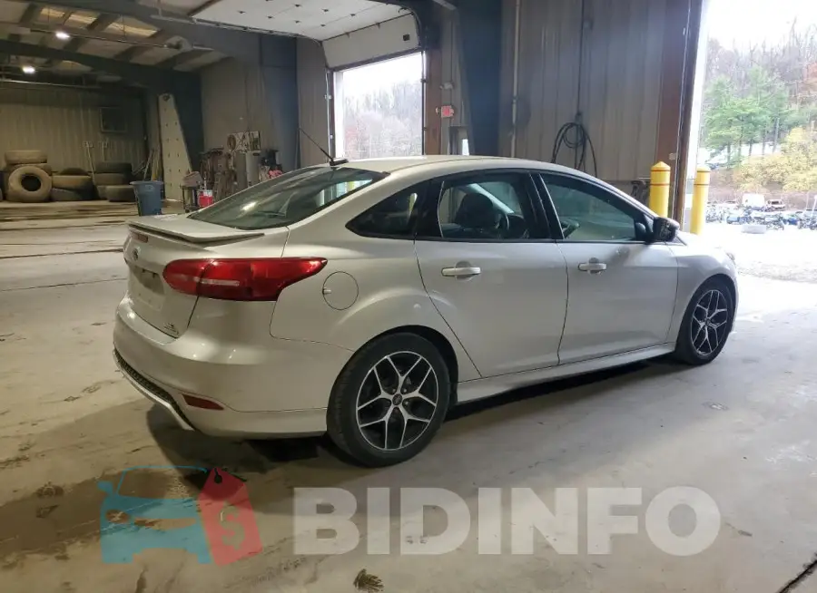 1FADP3F26FL229271 Photo# 3