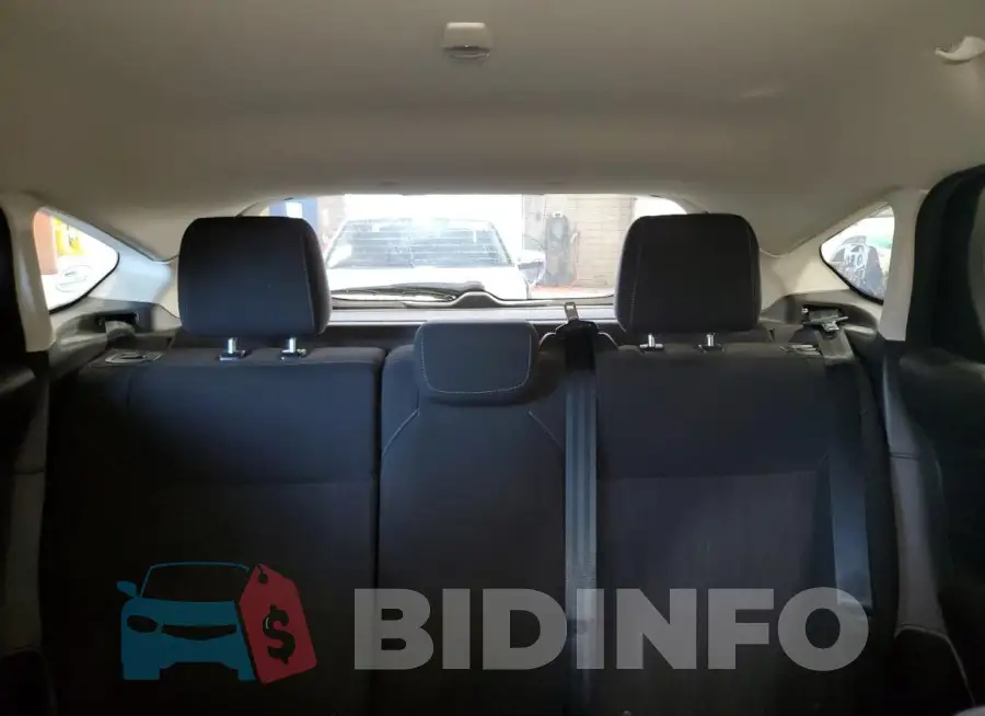 1FADP3K24GL234203 Photo# 10