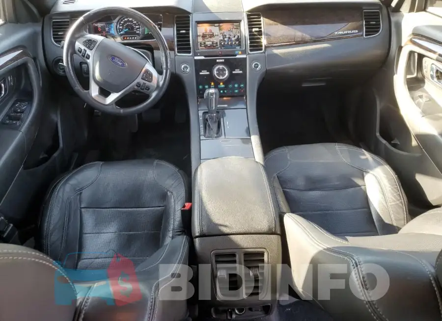 1FAHP2J82FG116823 Photo# 8