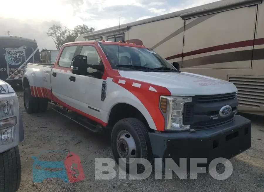 1FT8W3DT8JEB47954 Photo# 4