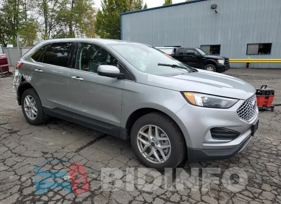 2FMPK4J90RBA82624 Photo# 4