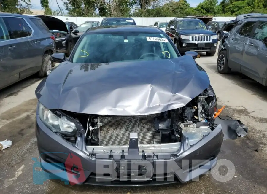 19XFC2F74GE029844 Photo# 5
