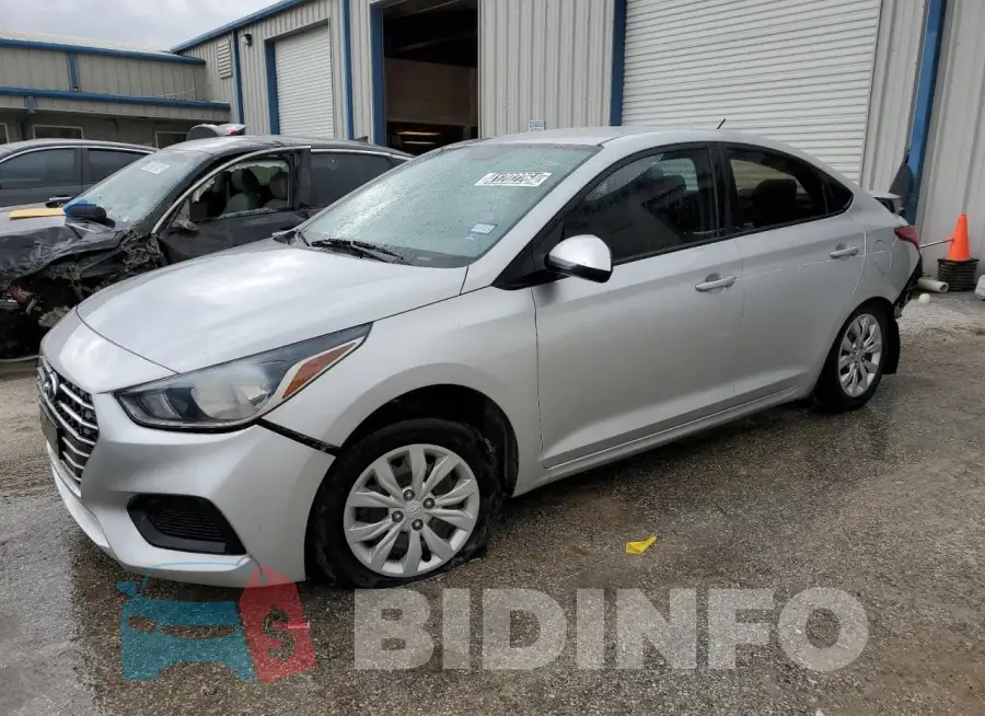 3KPC24A60LE107532 Photo# 1