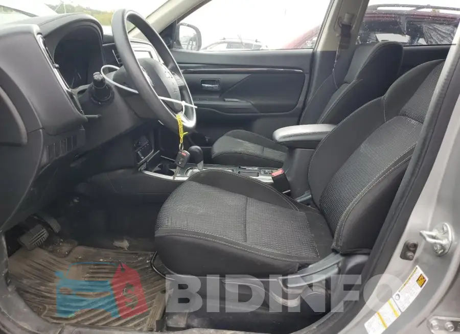 JA4AD2A37KZ004116 Photo# 7