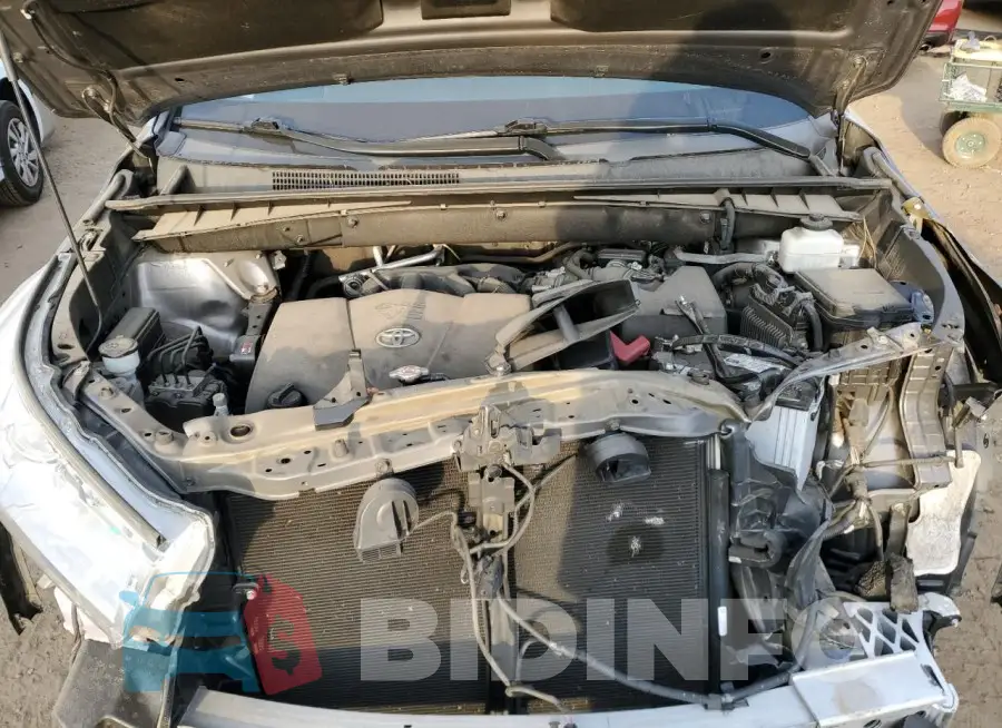 5TDBZRFH9HS473582 Photo# 12