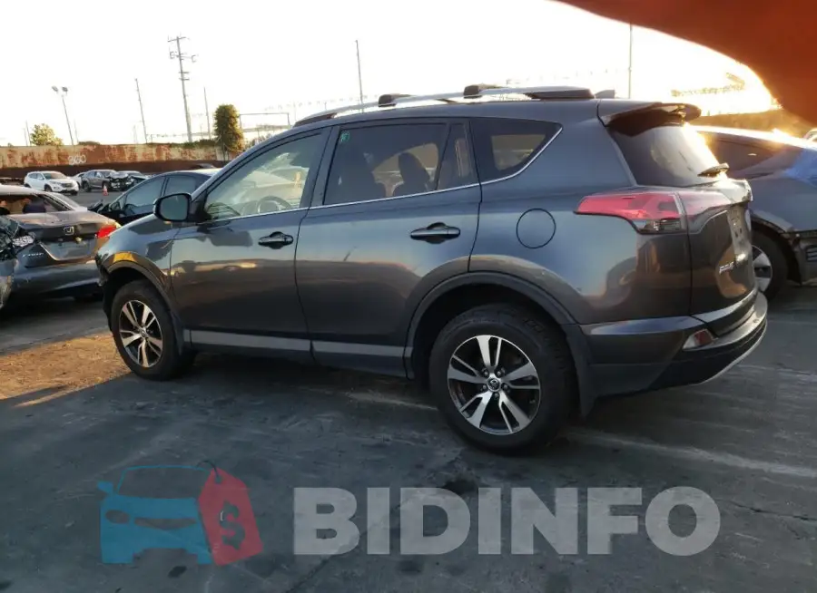 JTMWFREV9JD125588 Photo# 2