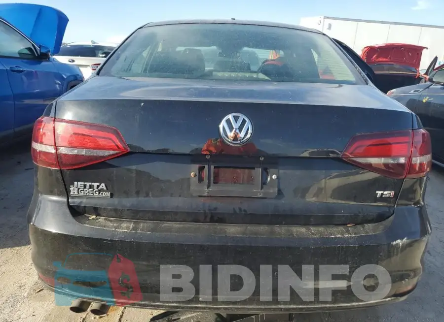 3VW167AJ2HM399731 Photo# 6