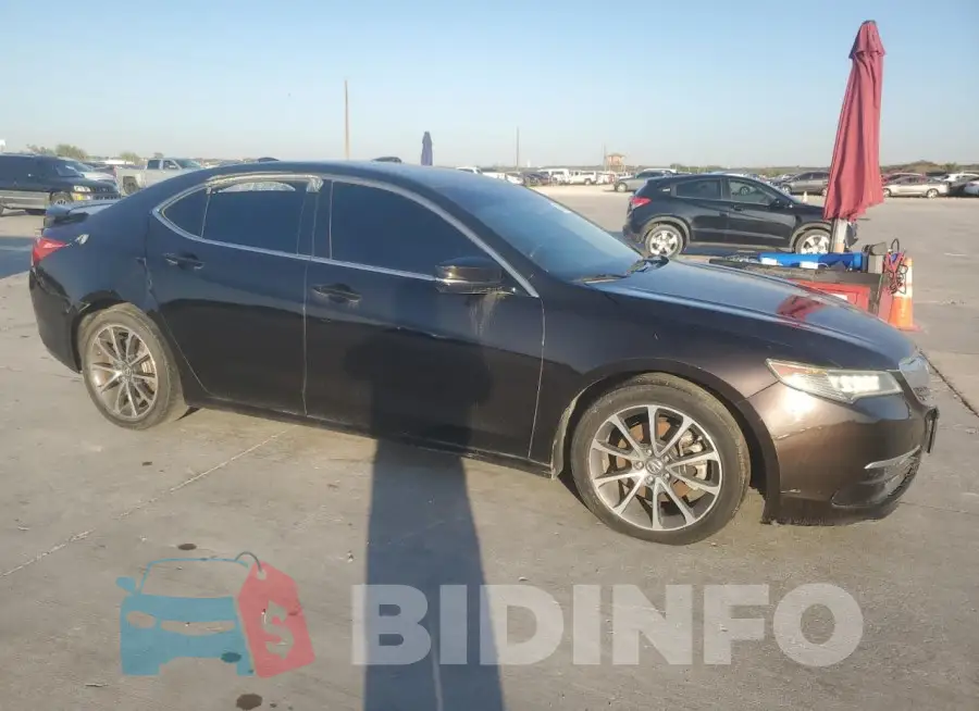 19UUB2F5XFA012445 Photo# 4