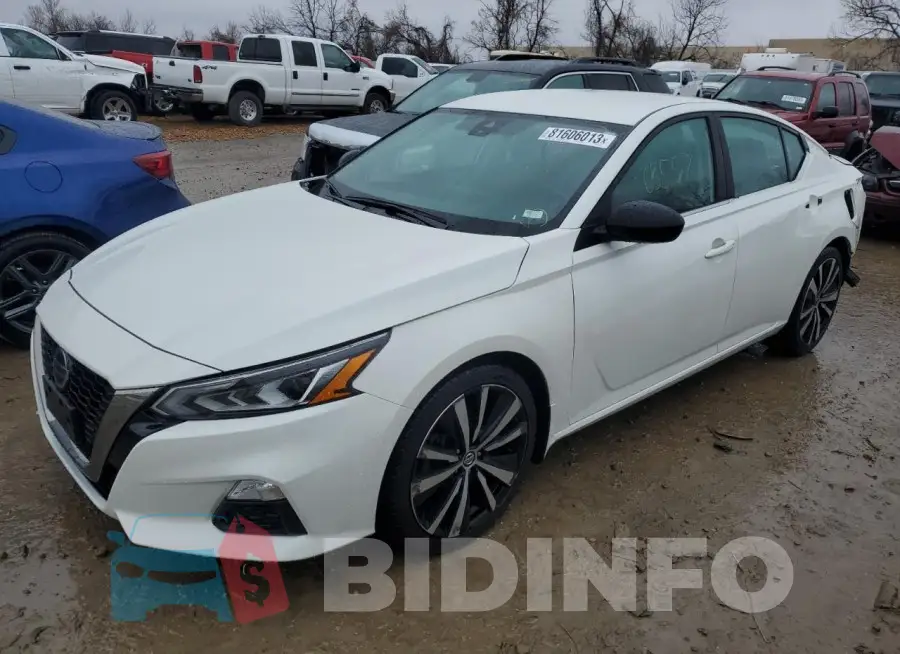 1N4BL4CV6MN384086 Photo# 1