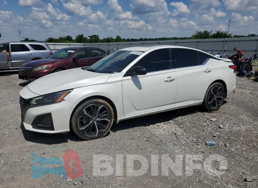 1N4BL4CVXRN361868 Photo# 1