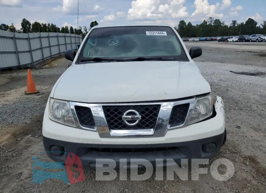 1N6BD0CT1JN757445 Photo# 5