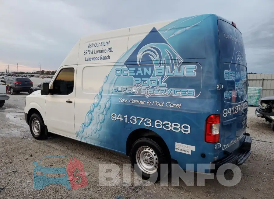 1N6BF0LYXJN803571 Photo# 2