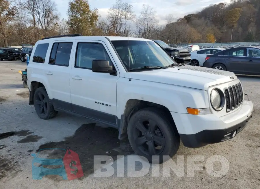 1C4NJRFB8GD596249 Photo# 4