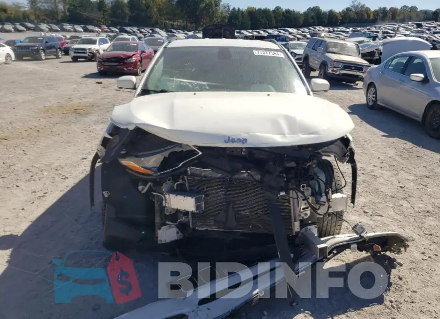 3C4NJCCB2LT152385 Photo# 5