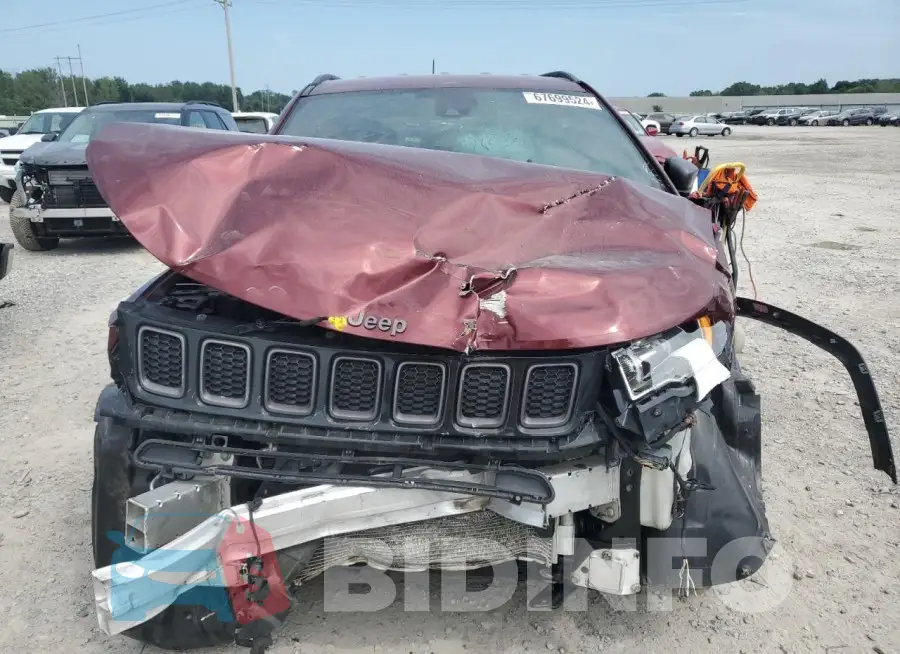 3C4NJDEB1MT600944 Photo# 5