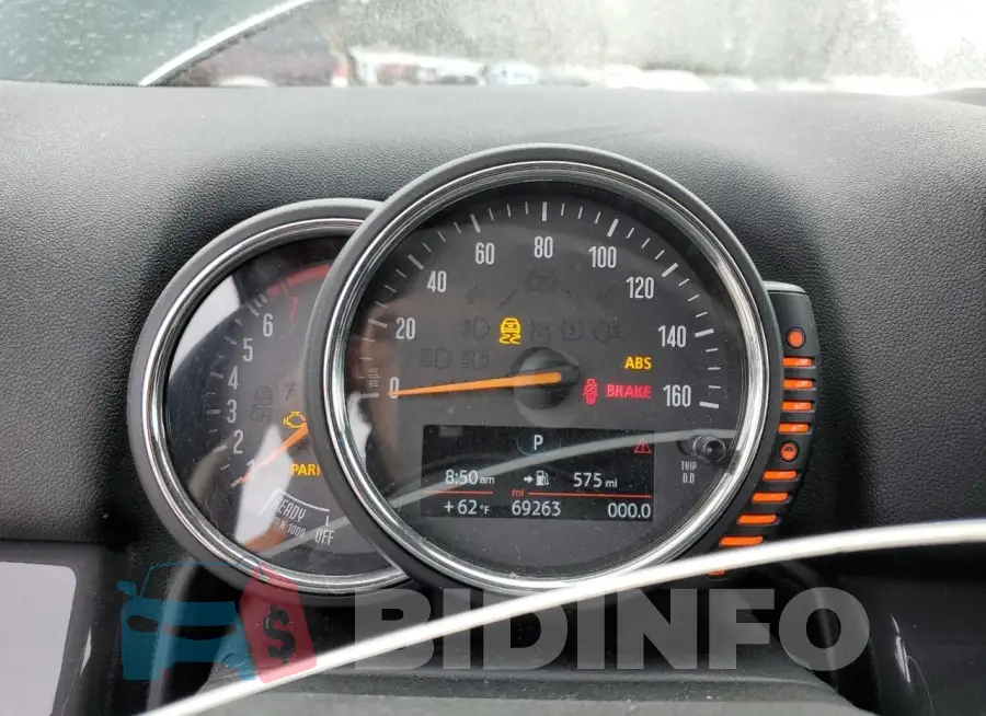 WMZYT5C36H3D79113 Photo# 9