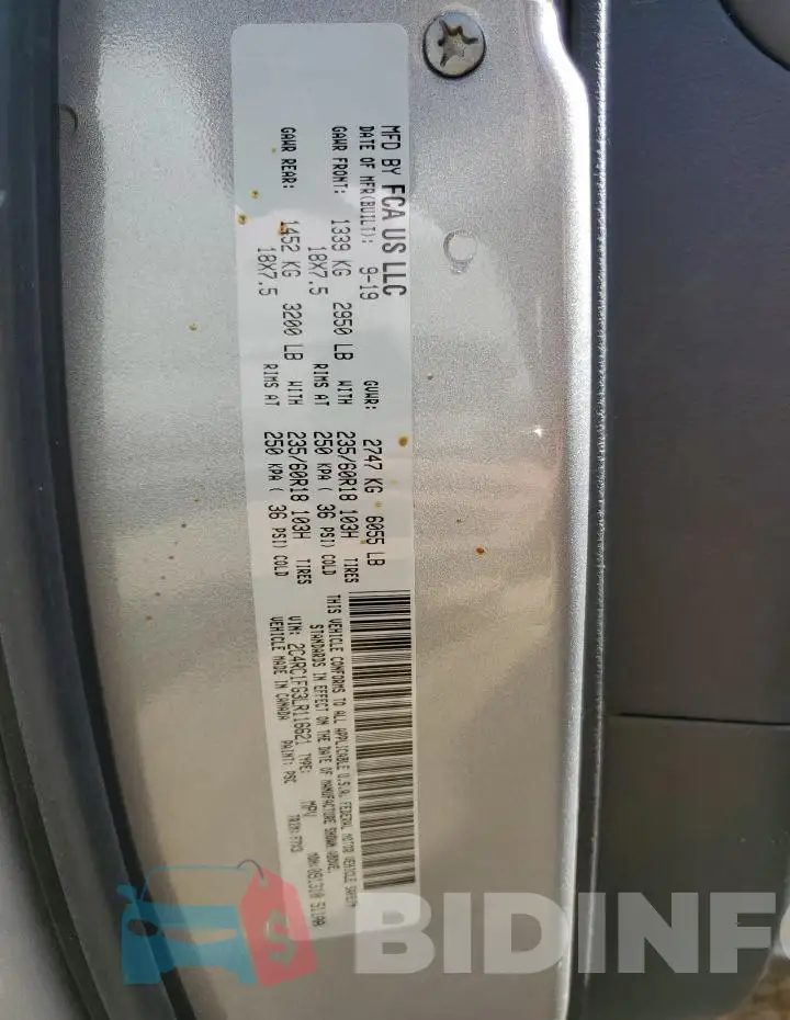 2C4RC1FG3LR116621 Photo# 13