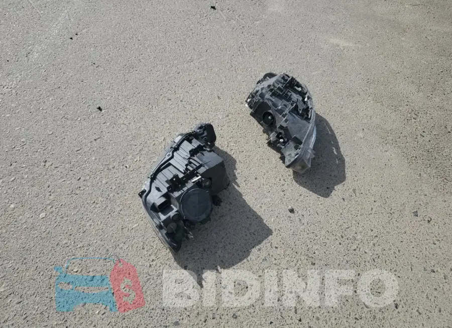 3MW5P7J0XM8B75650 Photo# 12
