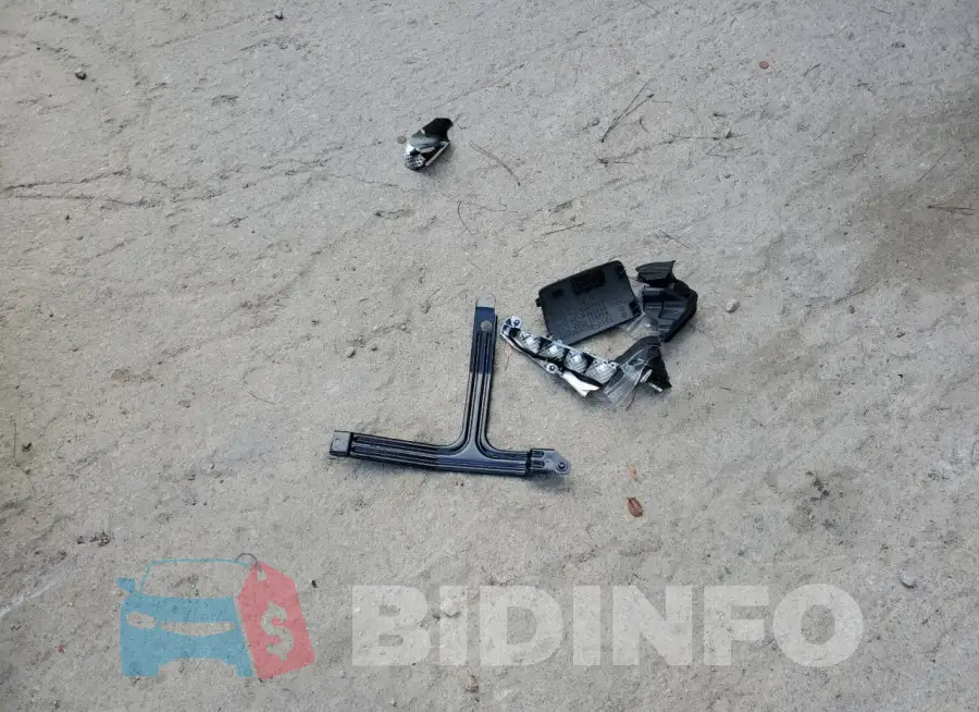 1G1ZD5STXRF233242 Photo# 12