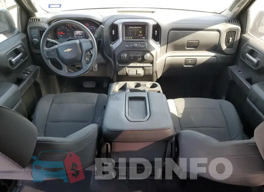 3GCPWBEH0KG223208 Photo# 8