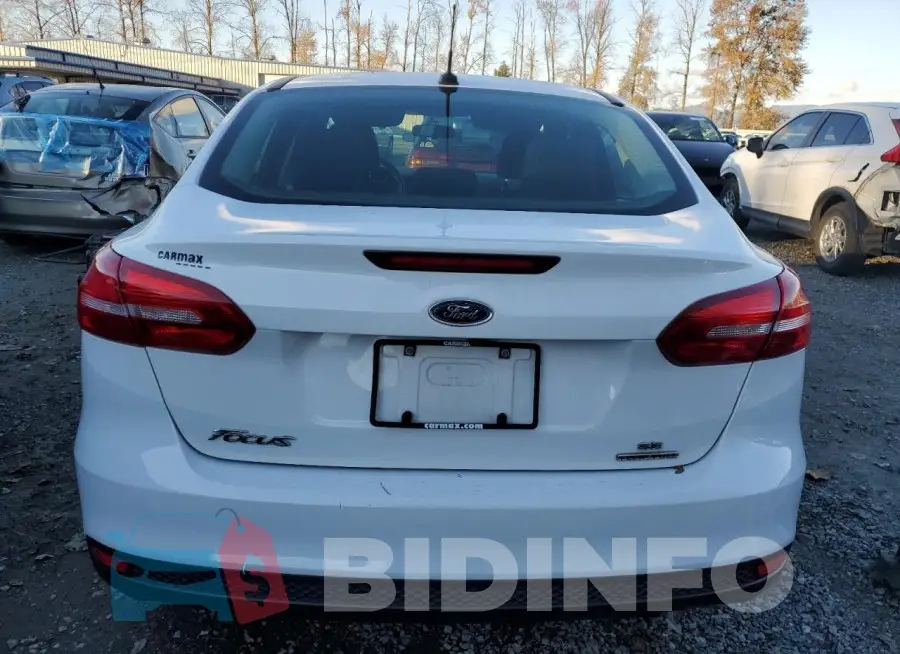 1FADP3F26GL239932 Photo# 6