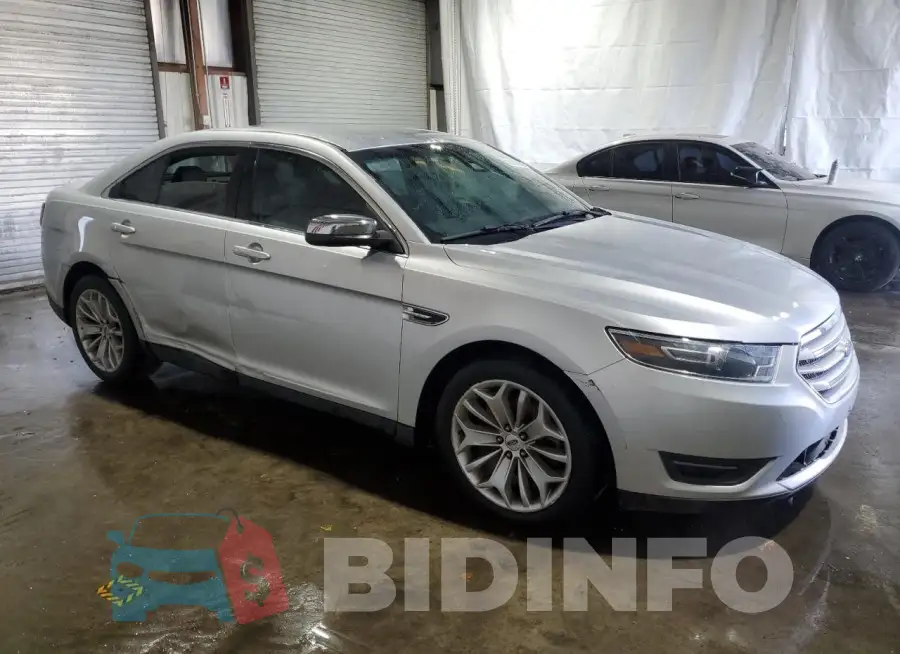 1FAHP2F84HG113062 Photo# 4
