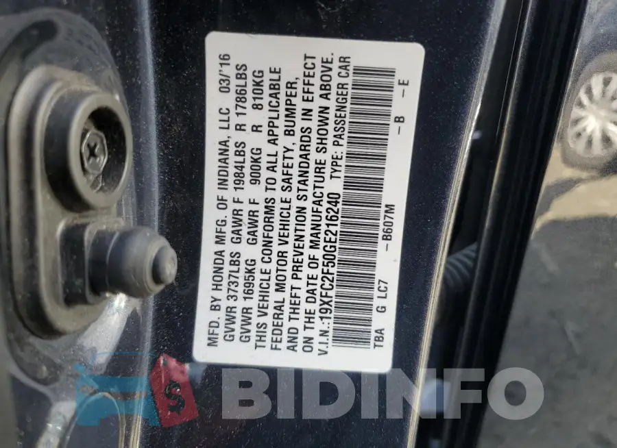 19XFC2F50GE216240 Photo# 12