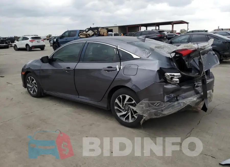 19XFC2F72HE004071 Photo# 2