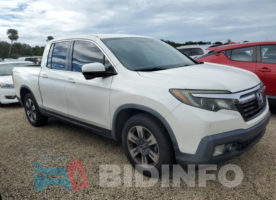 5FPYK2F68HB008825 Photo# 4