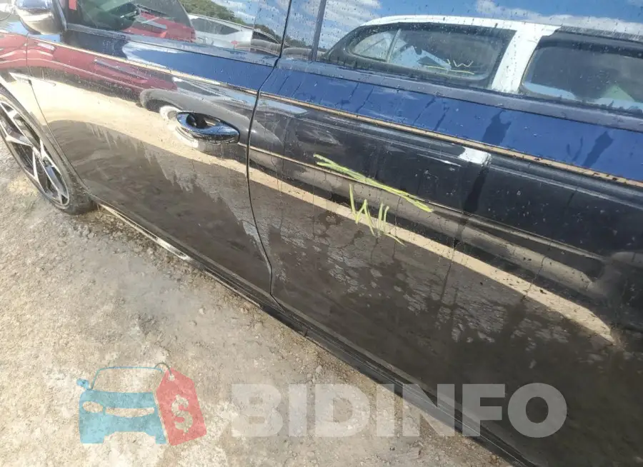1VWMA7A38LC002952 Photo# 12