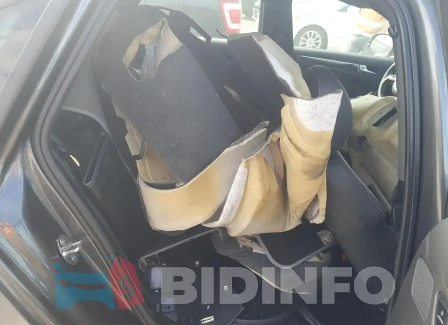 WAUFFAFL5GA005499 Photo# 10