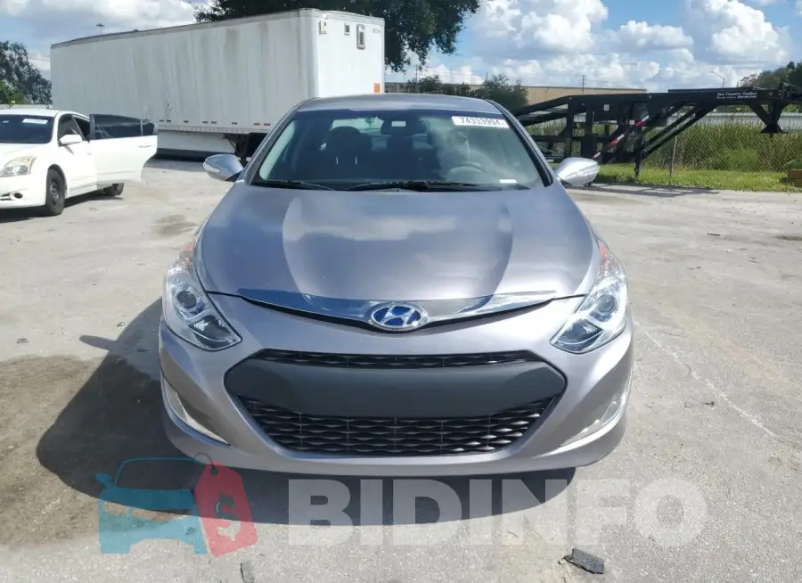 KMHEC4A42FA127823 Photo# 5