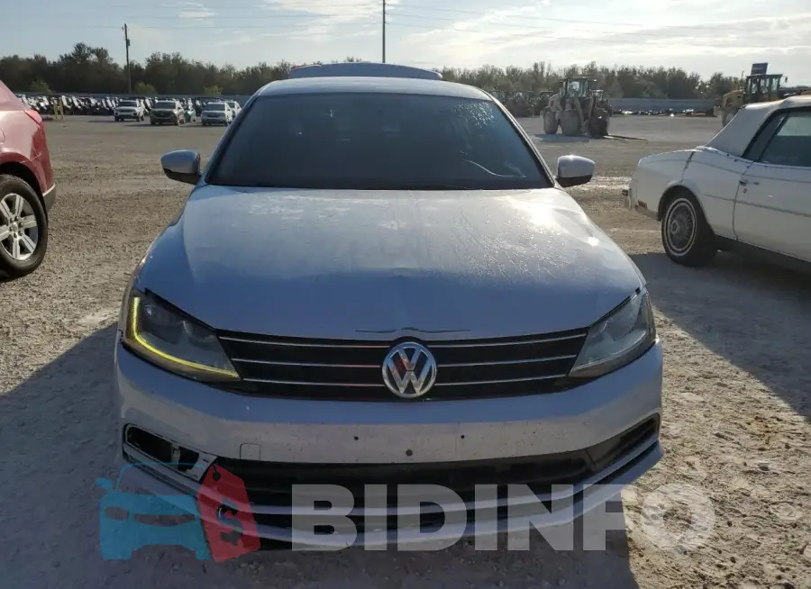 3VW2B7AJ1HM327760 Photo# 5