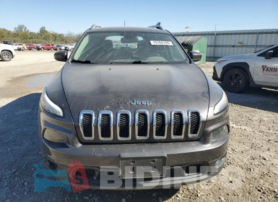 1C4PJLCB3FW643118 Photo# 5