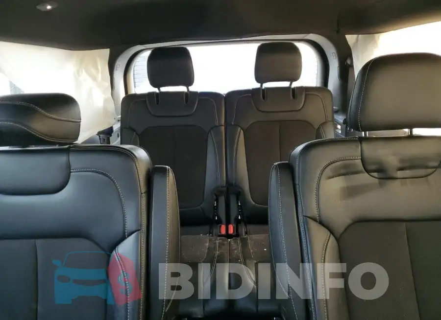 1C4RJKAG8P8701585 Photo# 10